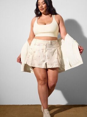 NWT Erica Malbon For Fabletics Pleated Flounce Shorts Bone Regions XXL 1XL Plus
